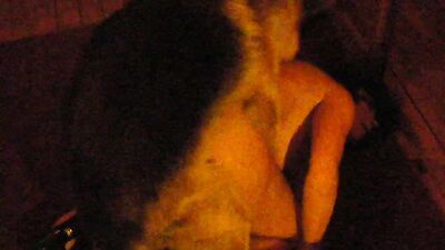 Zoo porno video: dog know and girls porno gallery