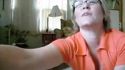 Women's dog sex: zoo porn missionary