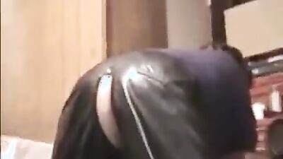 Animal sex porn: teen girl sucked dog dick