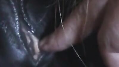 Dog girl play: animal porn comix