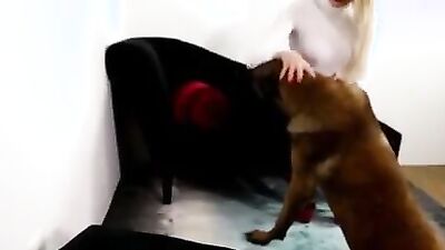 Zoo sex: sex teen fucking with animals