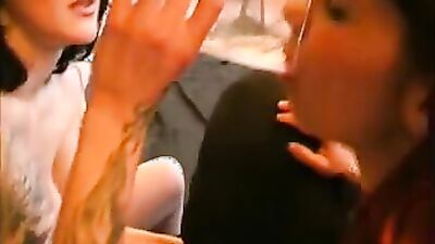 Zoo fuck porn: dog sex story