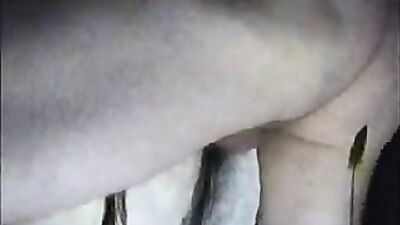 Dog sex girl: dog suckers girl video