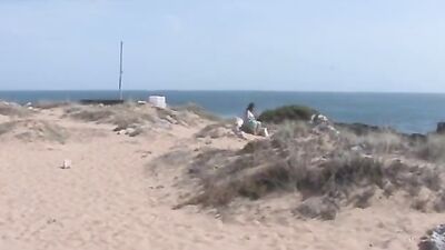 Teen dog sex: dog sex creampie