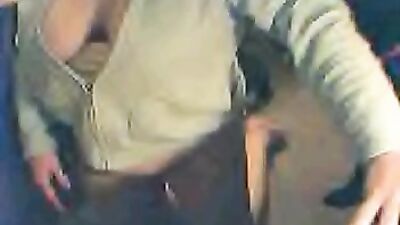 Dog pussy girls: dog cum in girl