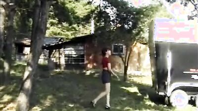 Women's dog sex: glamur girl webka dog shoym video