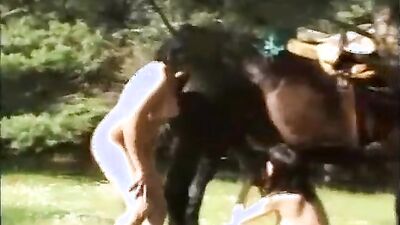 Girl having dog: sonya malenkyaya zoo porn see