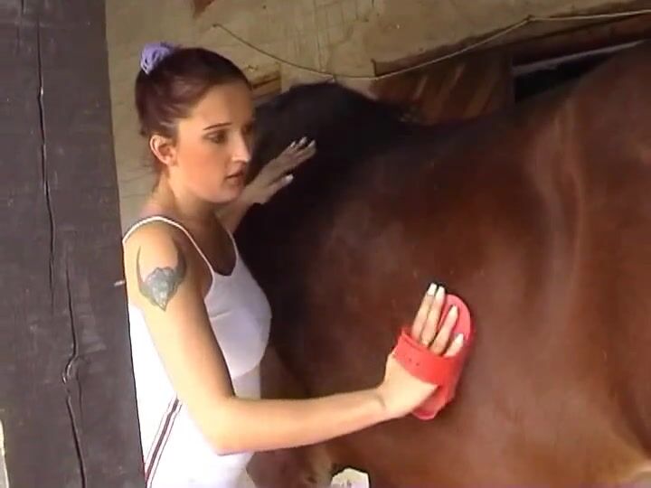 Bestiality porno: zoo daughter porn