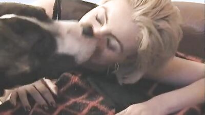 Animal sex: slushe sex dog