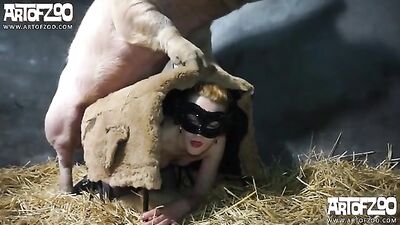 Girl Goes All In With Pig Porn: Get Ready for Some Pig Fucking - zooz.club