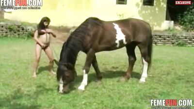 Dirty Guy Takes a Wild Ride Down the Horse's Throat