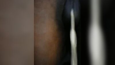 Erlebe die Aufregung einer spritzenden Stute: Geile Erfahrungen garantiert