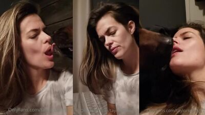 Mommy gets a good kissing 2