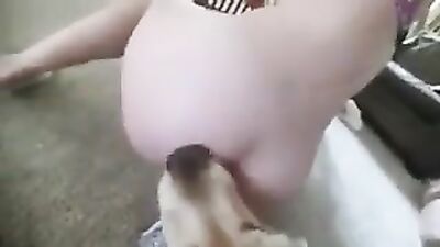 Teen with amazing ass licked