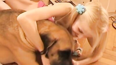 Queen of Zoophilia 4