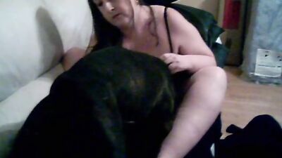chubby wife wants pitbul