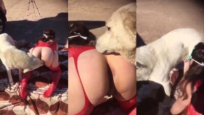 RED LICKING