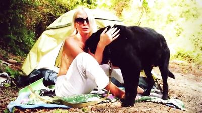 A special day camping with the dog