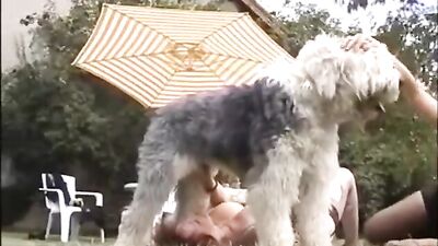 2 Mature fuck with dog