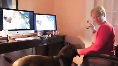 Housewife watching bestialitysextaboo.net