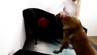 The mutt fucks her