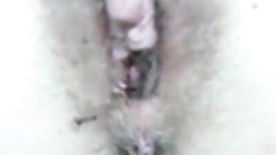 Pussy full of ants