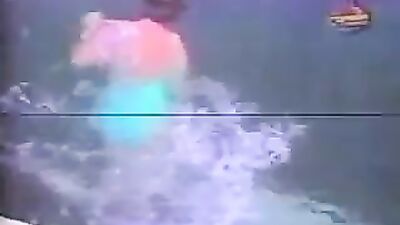 hot game with dolphin
