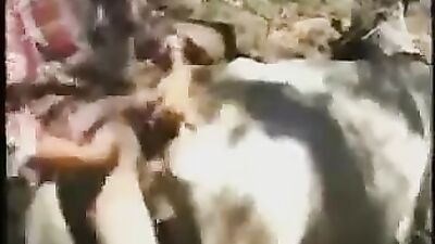 Bucking Beauty Gets Her Cowsucker