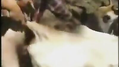 Bucking Beauty Gets Her Cowsucker