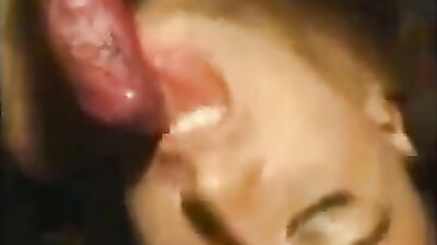 sucks