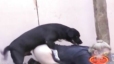 Sultry Pet Teases with Her Mouth, Takes Daddys Hot Cum