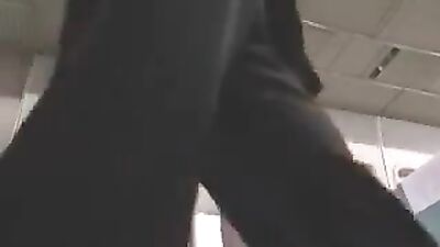 Amateur woman helping to fuck animal