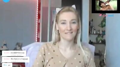 Blonde Babe Tattoos & Jerks Off While Boyfriends Watch
