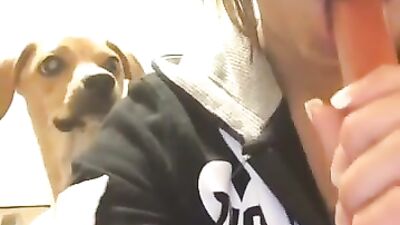 Girl deepthroat a sausages