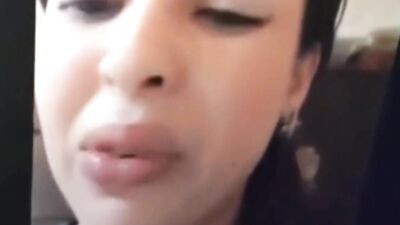 Latina sucks dogcum