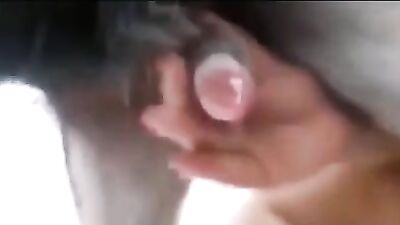 Latina doesnt let a drop fall from her pets penis