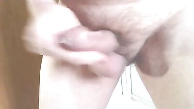Jerking off to a Camgirl