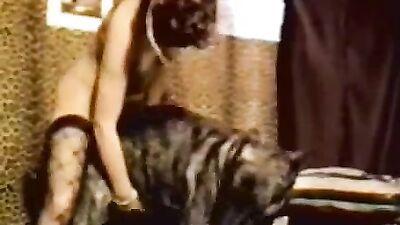 Mimi dog porn: dog rimming porn