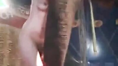 Best dog girl: video very huge zoo
