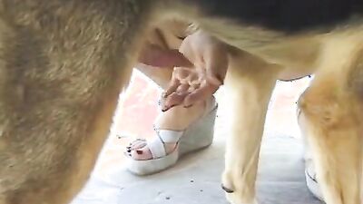 Animal cross porn: selesta sex dog
